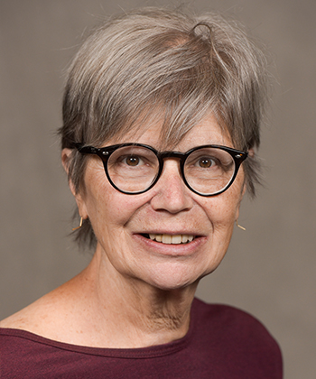 Darlene Michitsch headshot