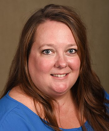 Laura Hvizd headshot