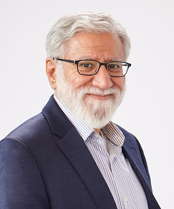 Param Srikantia headshot