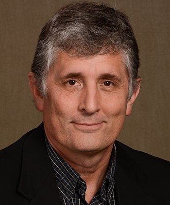Theron Quist headshot