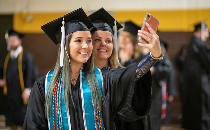 Baldwin Wallace University fall 2019 commencement