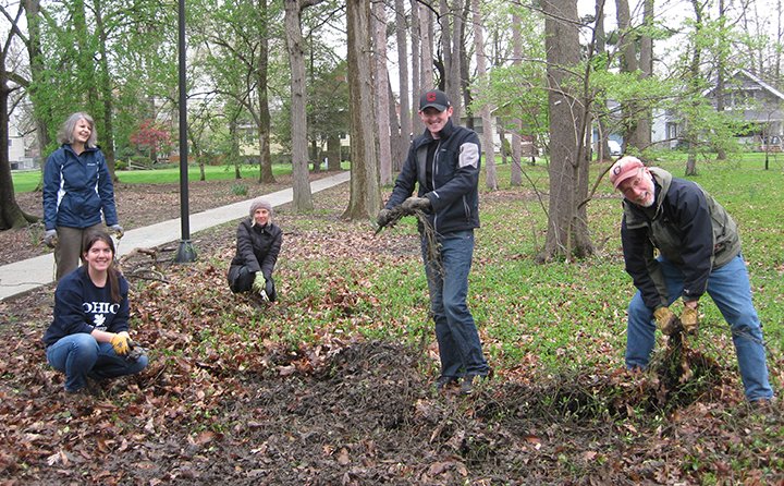 BW faculty and students remove invasive winter creeper from a wooded area of the Fullmer Arboretum.
