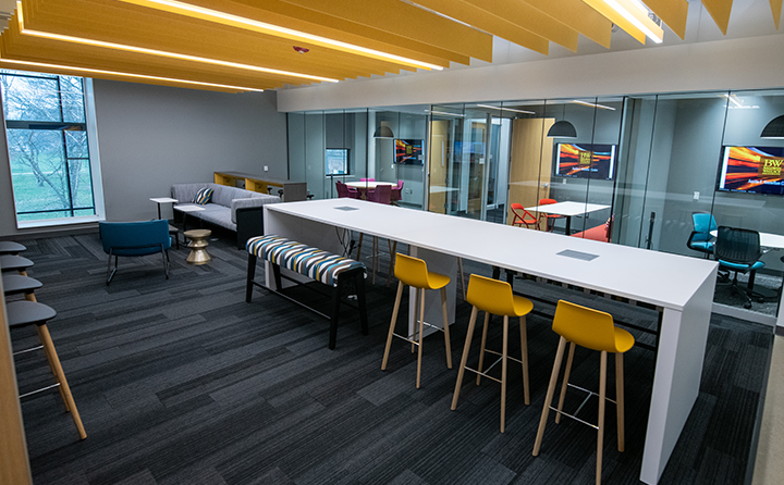 Baldwin Wallace University Knowlton Center study and team workspaces
