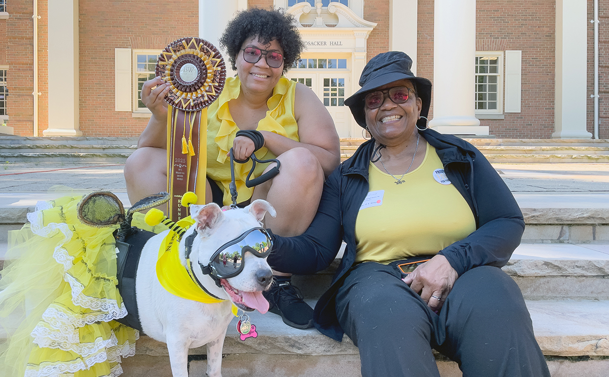 BW Bark Walk 2025