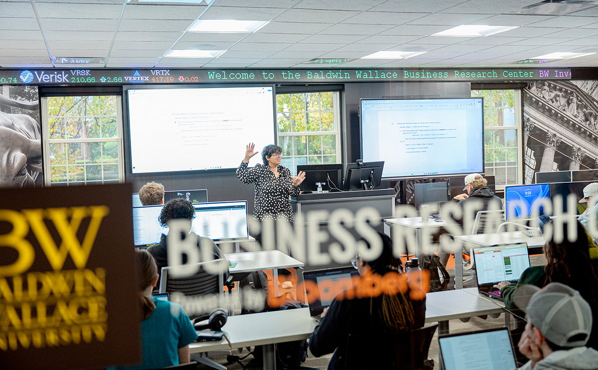 BW Bloomberg Business Research Center