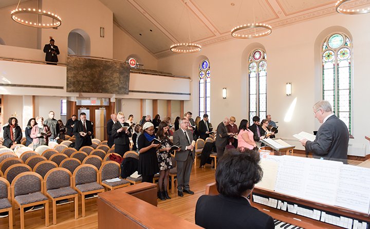 A multi-use space with a 200-seat main sanctuary and a small prayer chapel, the chapel is available for Saturday weddings.