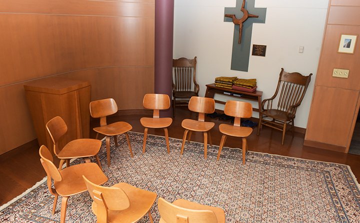 Individuals and groups of all faith traditions are invited to pray and meditate in the Knautz Prayer Chapel.