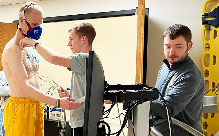 Baldwin Wallace Exercise Science Students in Class