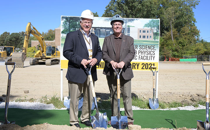 Knowlton Foundation Treasurer Ed Diller (left) and BW President Bob Helmer (right) at the groundbreaking