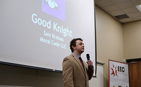 Sam Kratsas '21 delivers his winning pitch for his app "Good Knight."