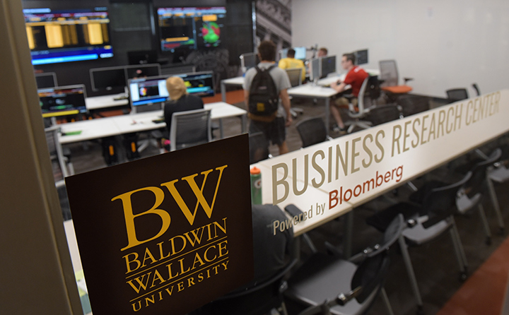 Students conduct market analysis using BW's Business Research Center equipped with Bloomberg Professional, the industry standard finance software platform.