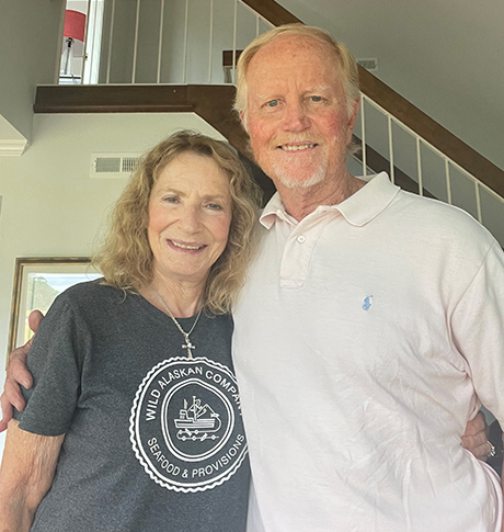 Doug Goepfert '68 (right) and wife Laura