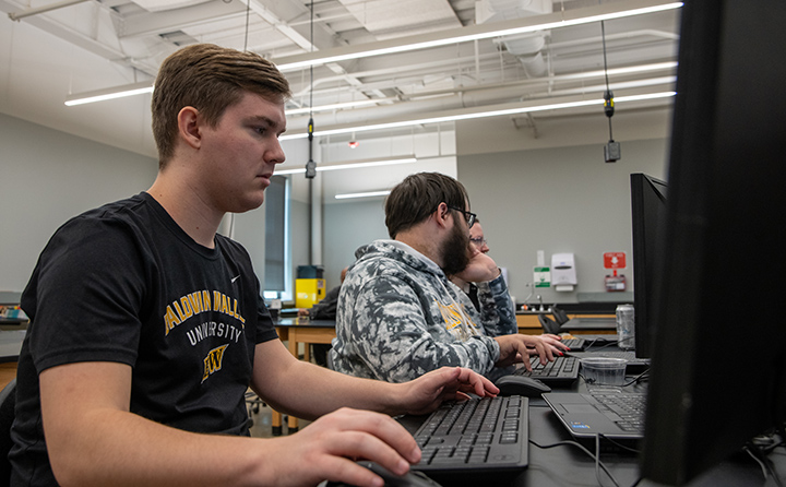 Ryan Kazubski ’23 competes at the Midwest Collegiate Penetration Testing Competition (CPTC).