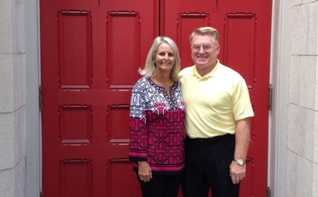 Photo of Tom Maher '71 and Gail (Stephnes) Maher '73