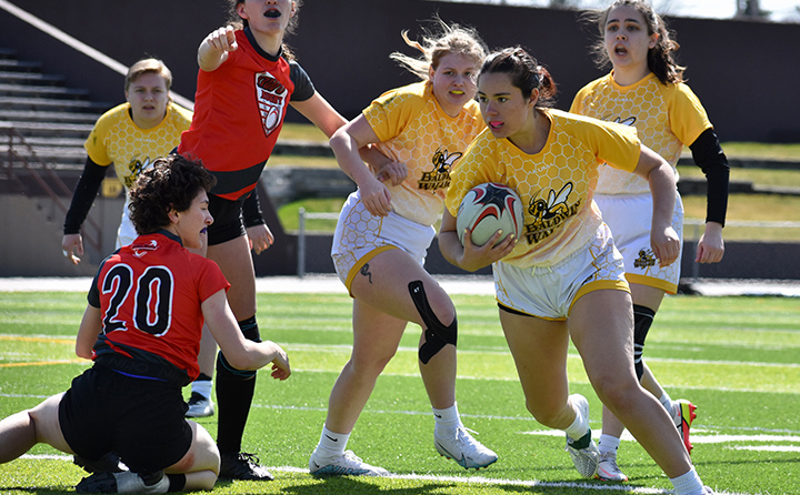 At the “Powerful Women on the Pitchevent,” sophomore wing Hannah LeMaster ’25 was honored by the Cleveland Rugby Coalition, a local senior club, as the powerful woman of her team. 
