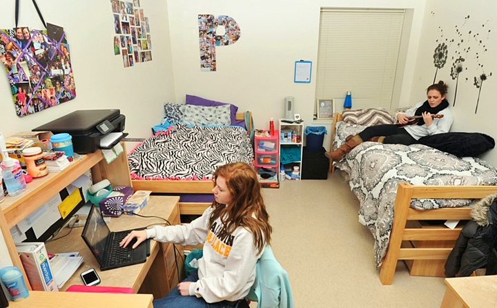 image of students in Klein room