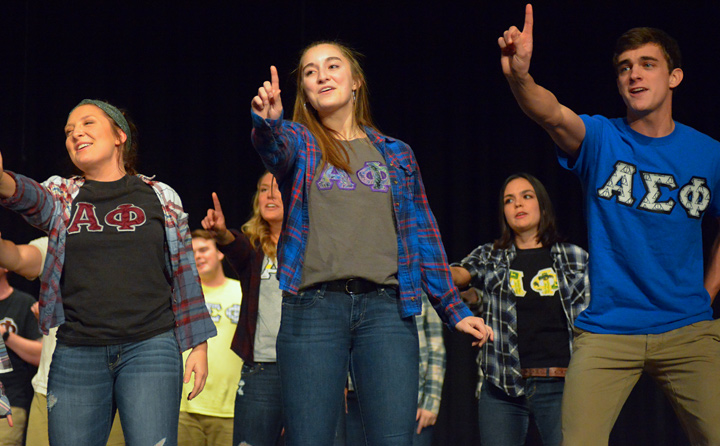 Image of Students at Greek Sing