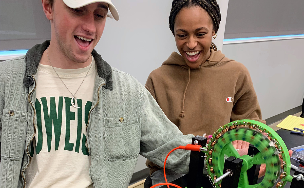 Students test device