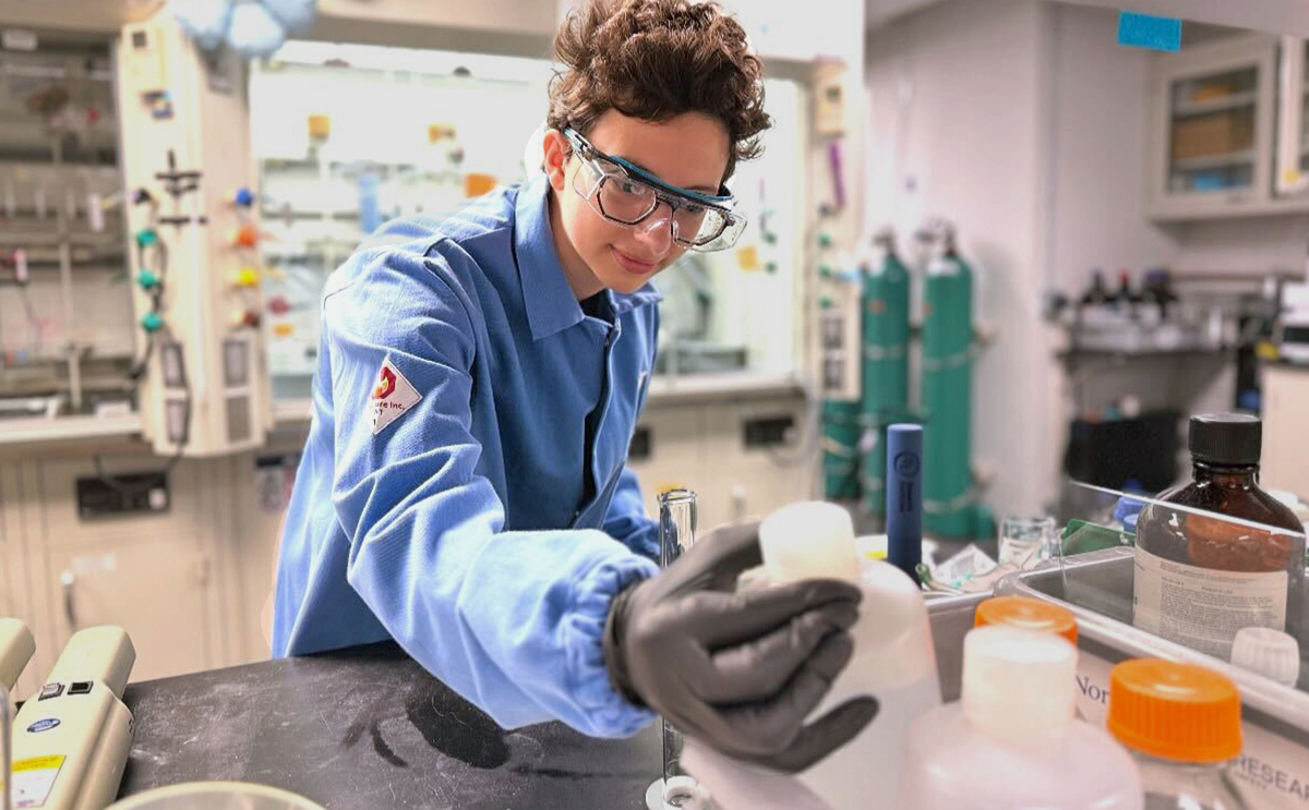 Len Needham in lab