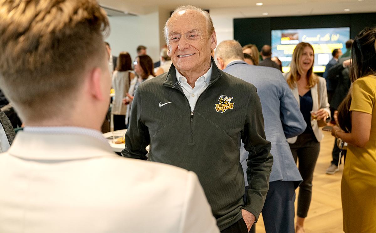 Jacket Business Network-Lee Fisher