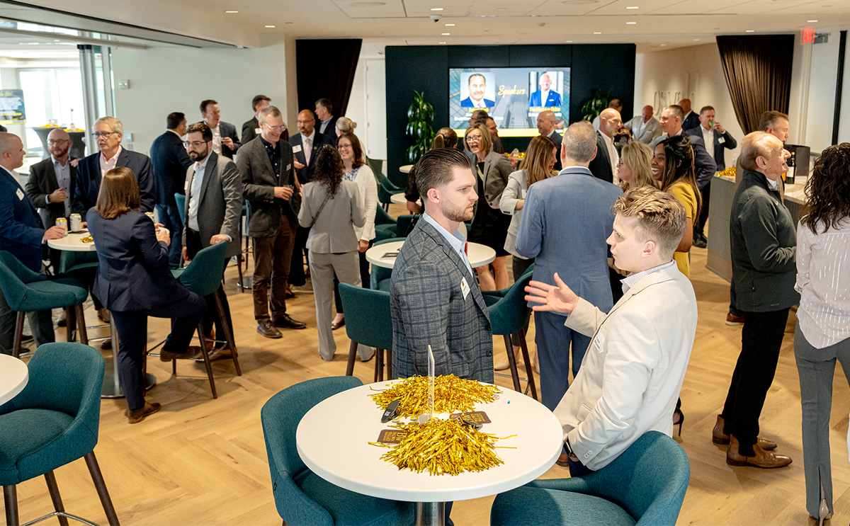 Jacket Business Network-socializing
