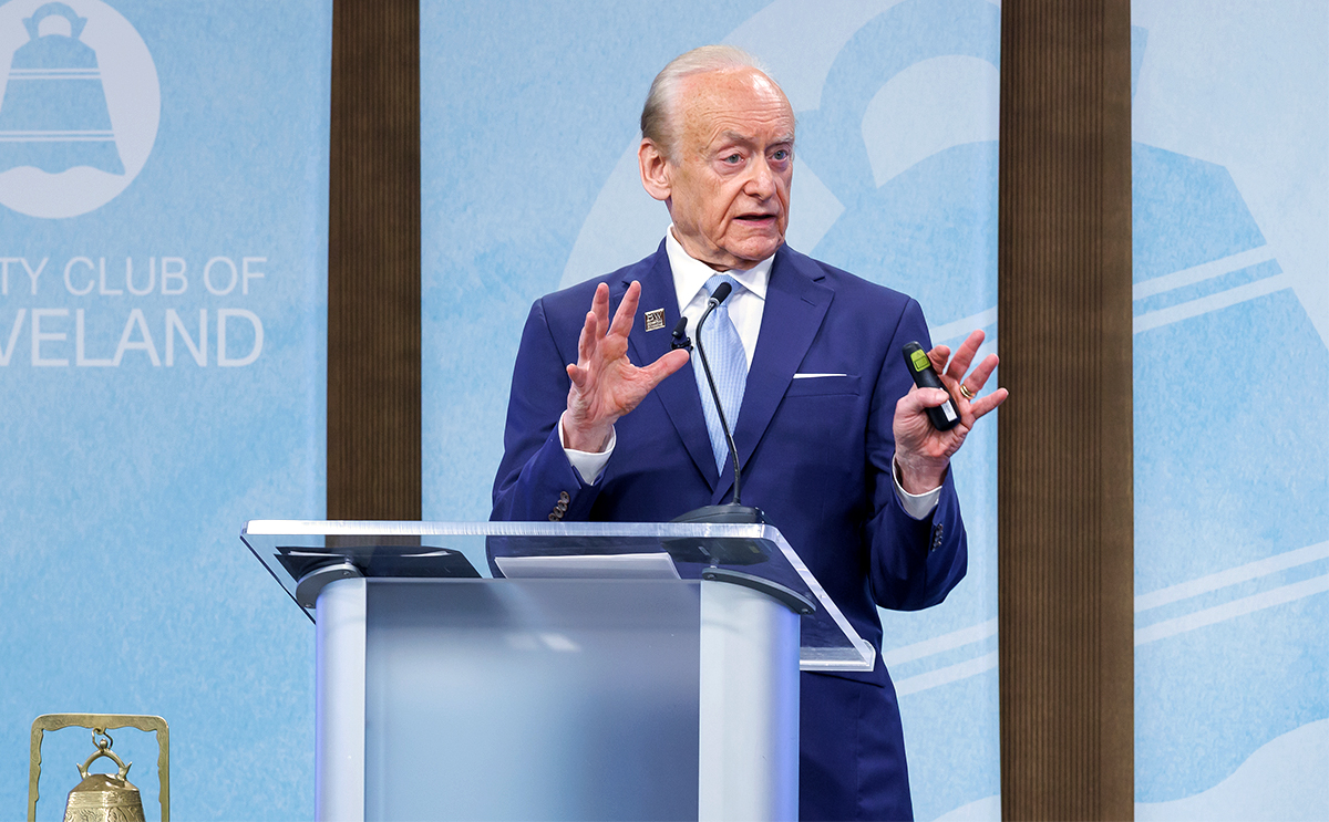 Lee Fisher speaking to City Club of Cleveland