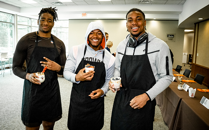 Cleveland Browns rookie cooking class