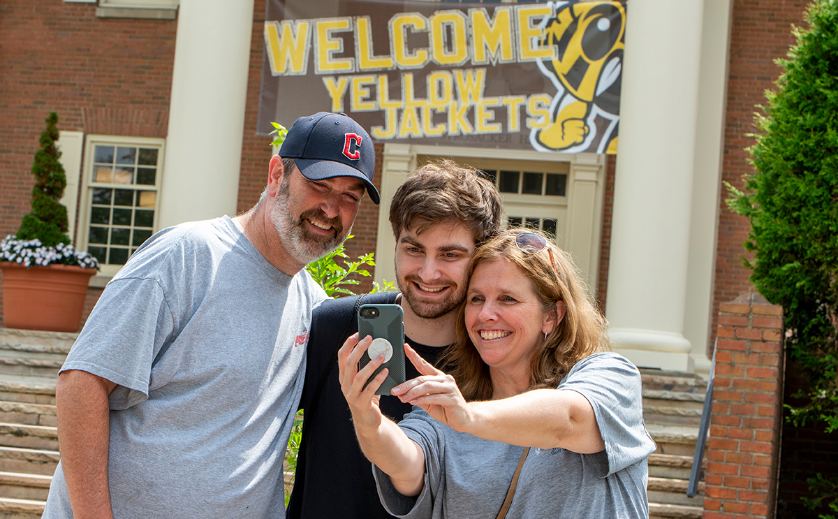 Family photo at Week of Welcome